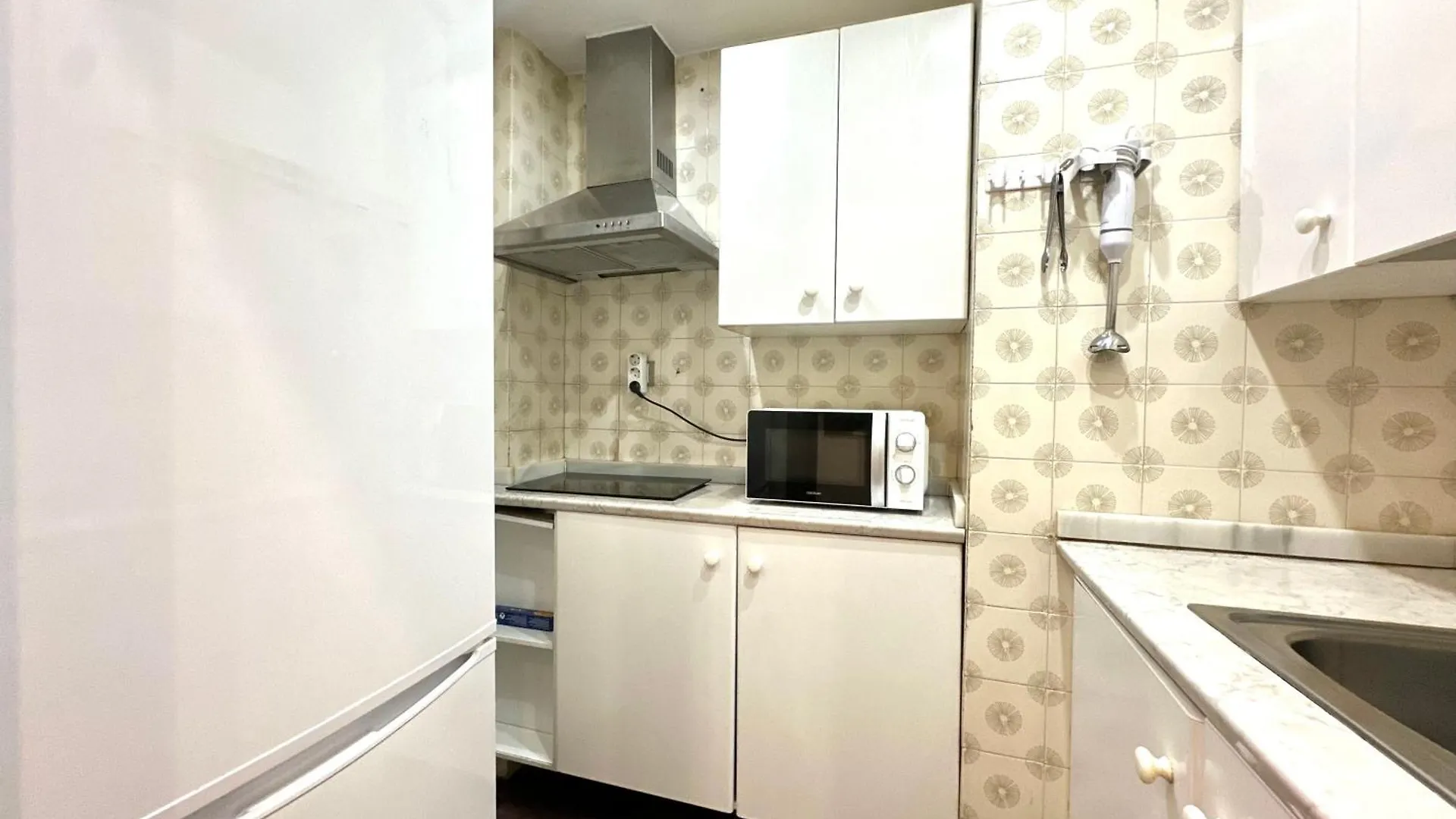 San3 - Reformado, Centro A 50 Metros, Wifi, Torremolinos Appartement 0*,  Spanje