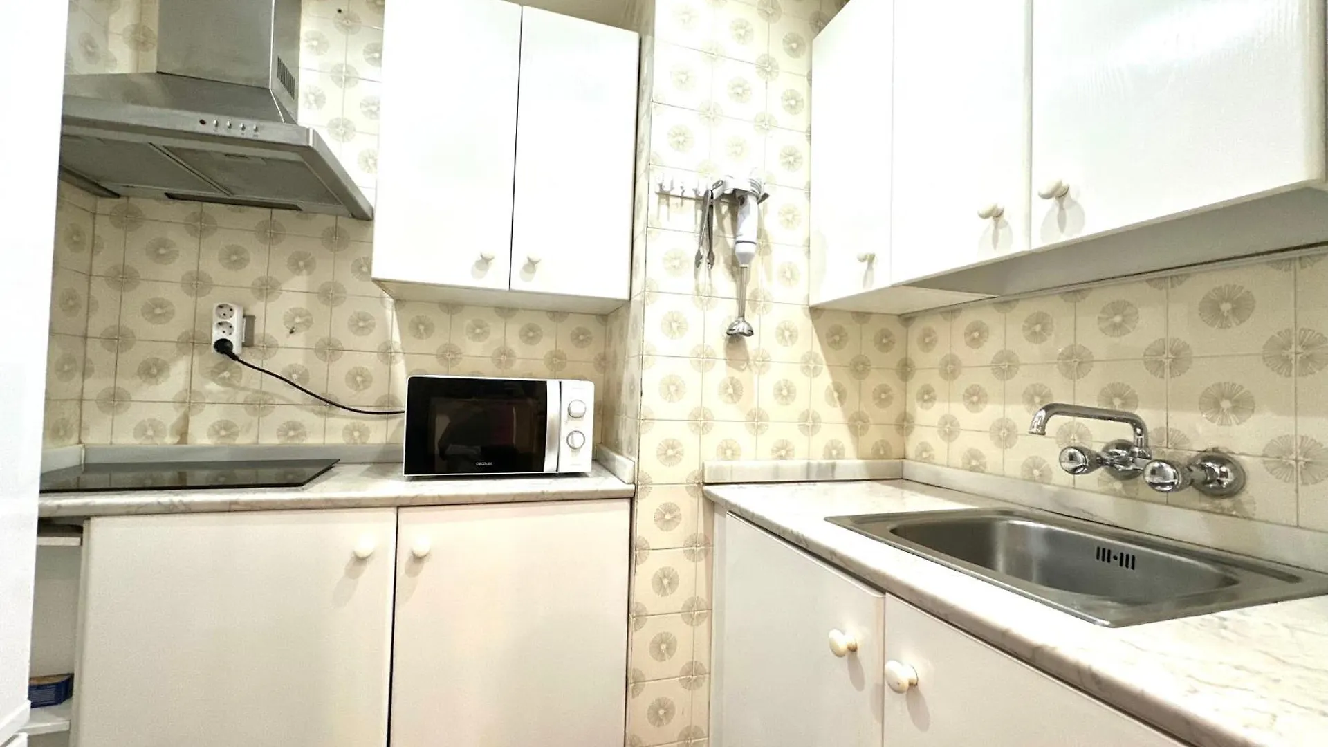 San3 - Reformado, Centro A 50 Metros, Wifi, Torremolinos Appartement Spanje