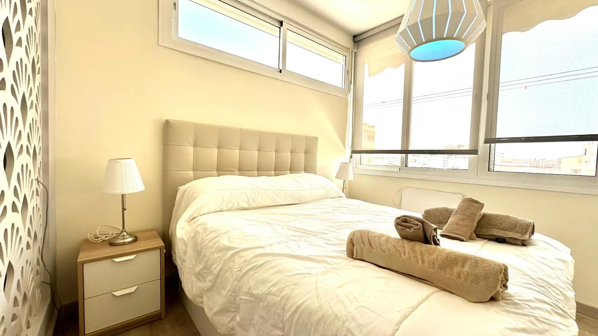 San3 - Reformado, Centro A 50 Metros, Wifi, Torremolinos Apartment
